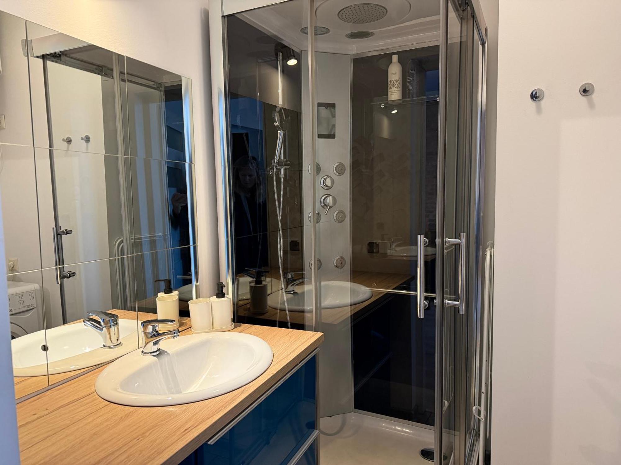 Uno Apartaments カトヴィツェ エクステリア 写真